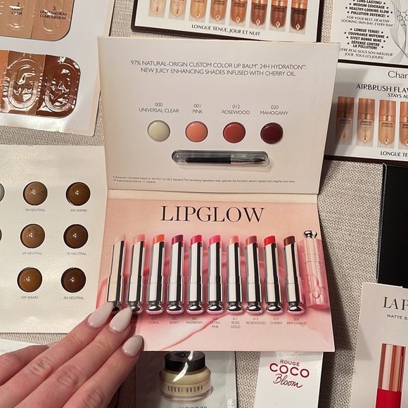 Makeup Sample Bundle - Picture 2 of 6